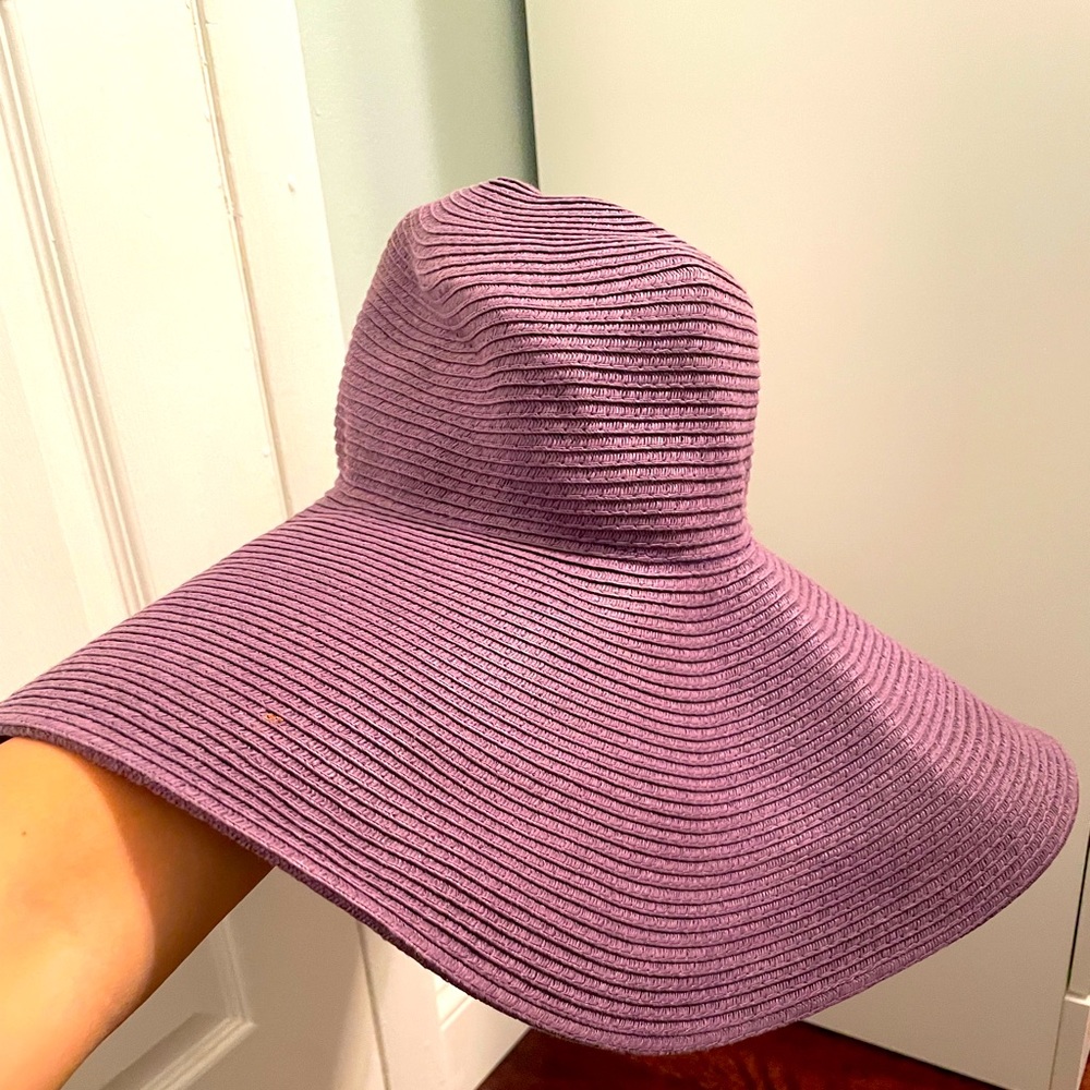 Purple wide trim summer hat